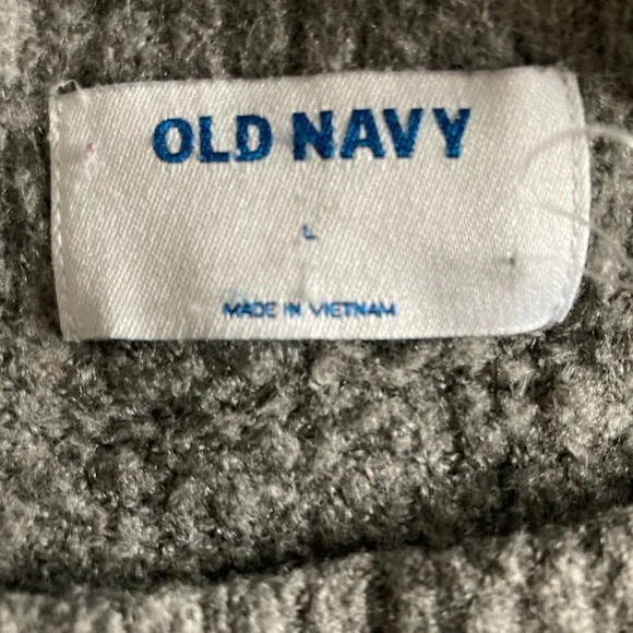 gray knit sweater from old navy - Picture 3 of 3